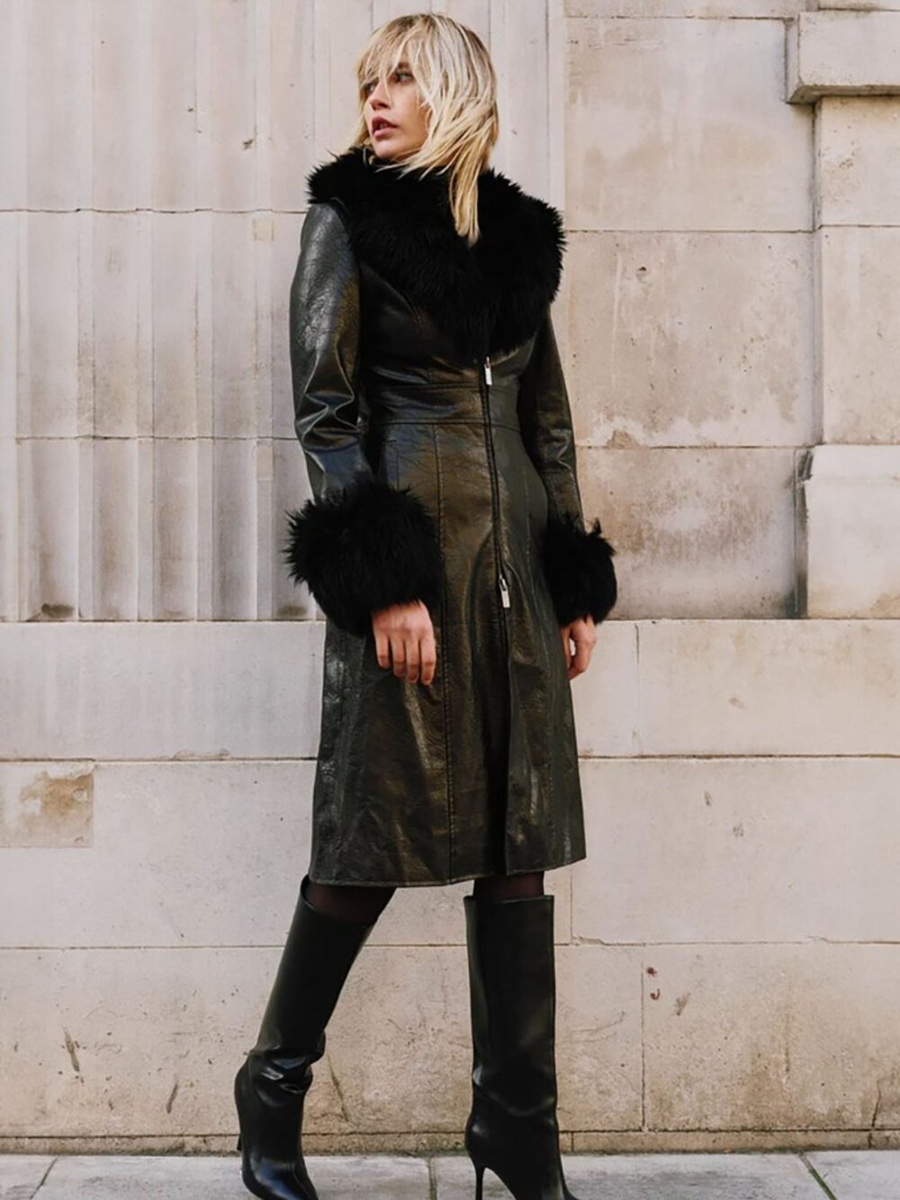 STUNNING *NWT* CHARLOTTE SIMONE PAMELA COAT